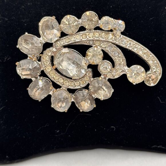 Vintage Joseph Wiesner NY Brooch  Clear Rhinestone Swirl Pin Mid-Century Signed - Picture 2 of 7